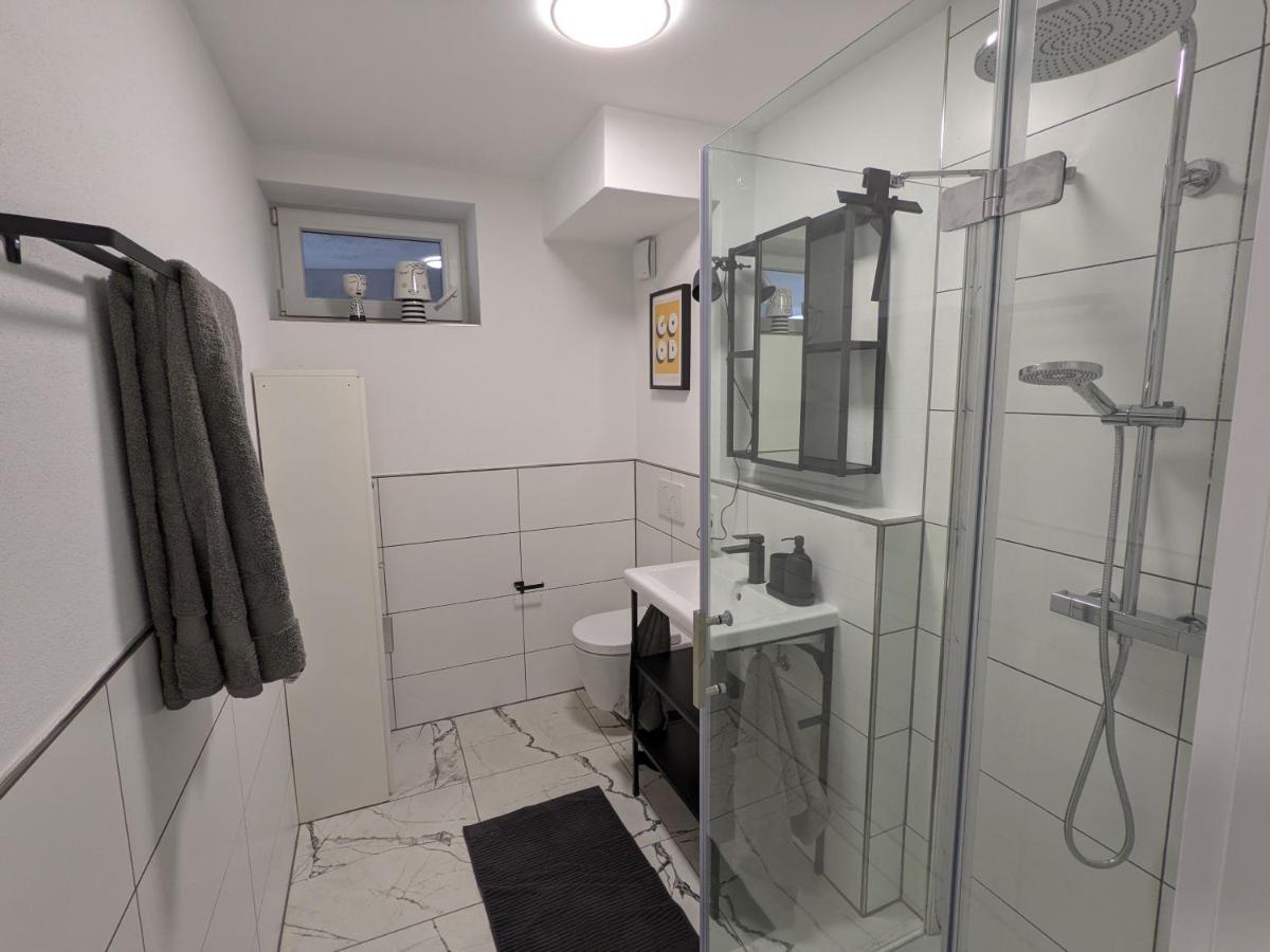 Zentrale Und Gemuetliche In Nah An Der Appartement *